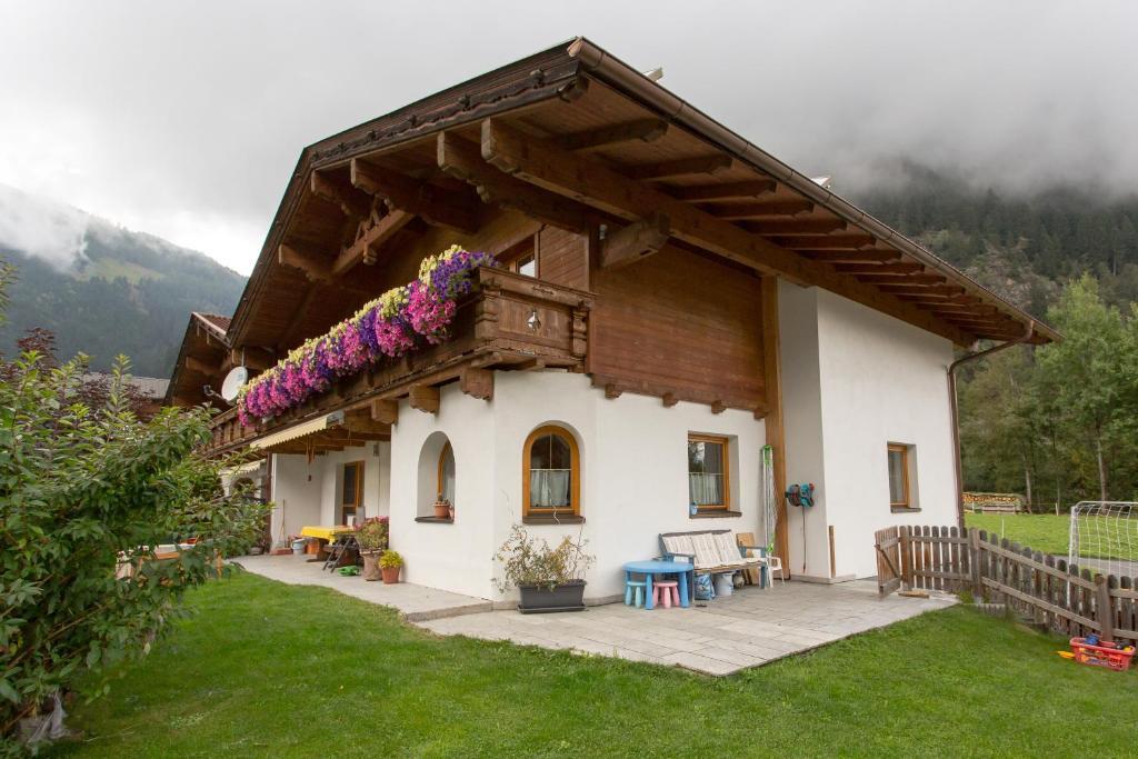 Апартаменты Haus Stefan Нойштифт-им-Штубайталь Экстерьер фото