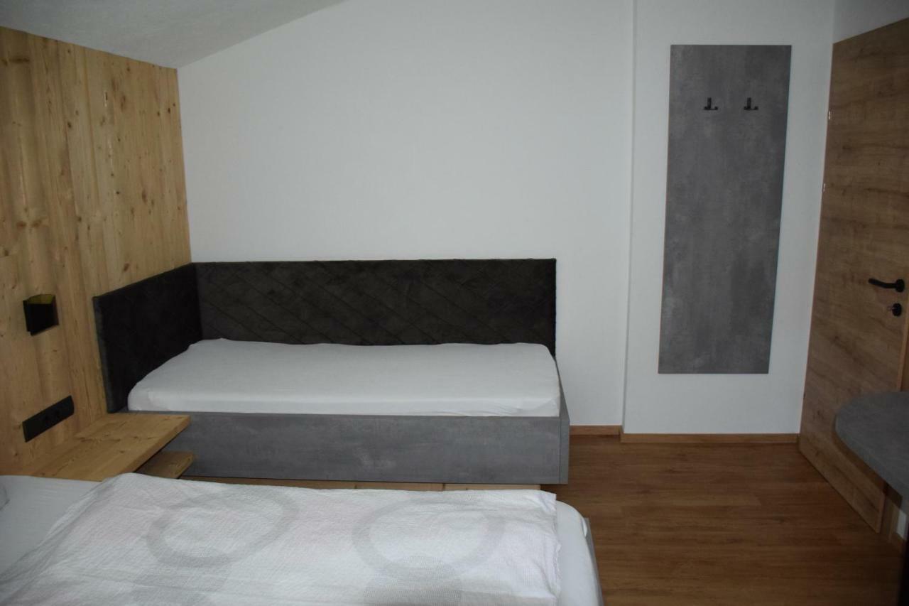 Апартаменты Haus Stefan Нойштифт-им-Штубайталь Экстерьер фото